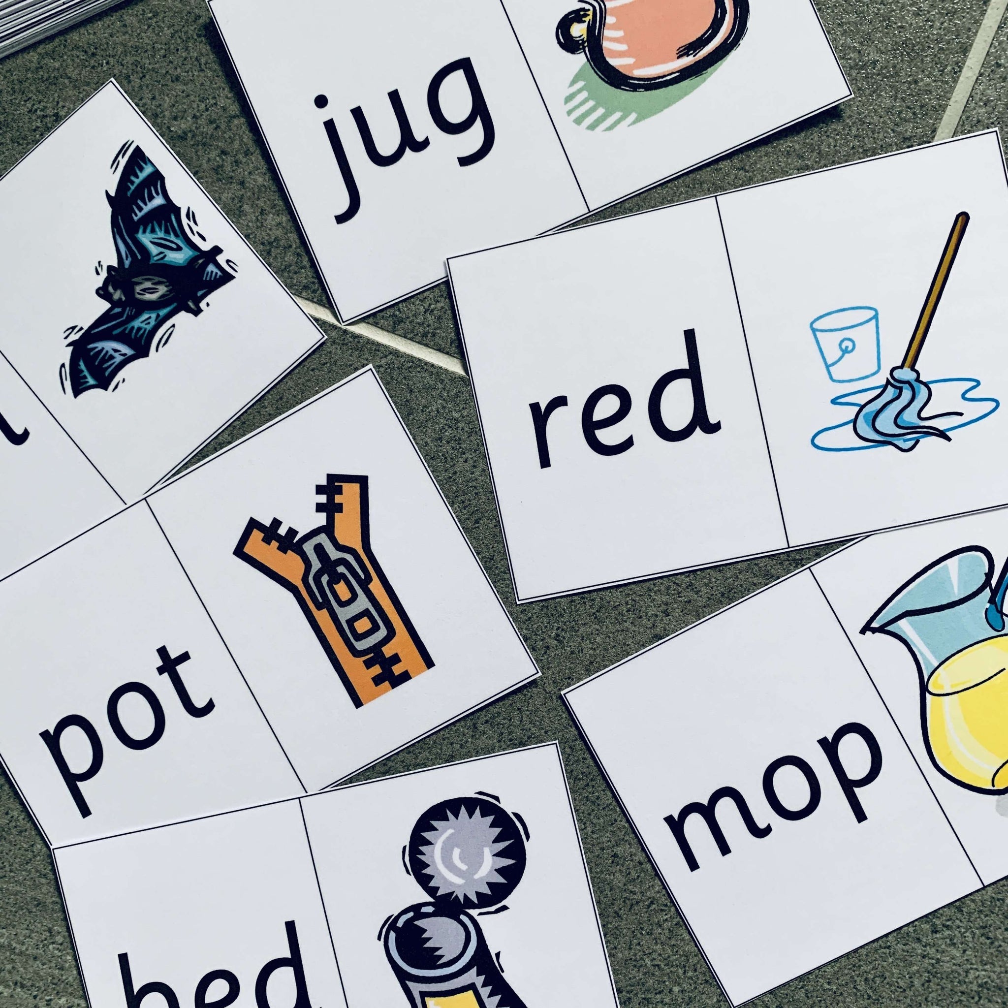 Word Loop Topics CVC Word Loop Cards – Primary Classroom Resources